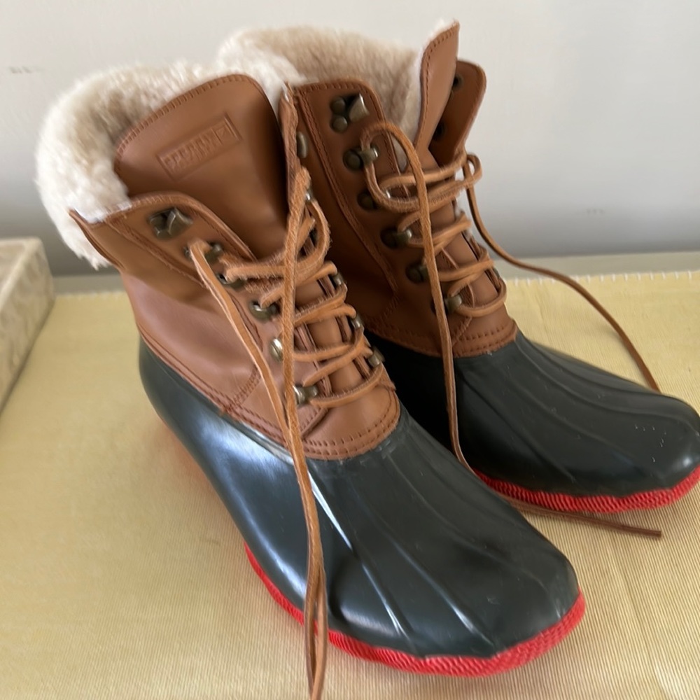 Sperry Top Sider Snow Boots 11